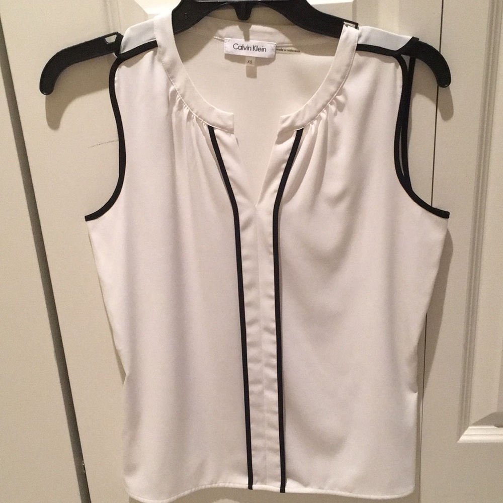 Calvin Klein top
